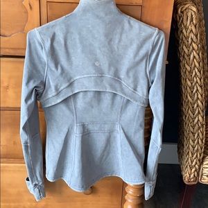 NWOT Lululemon define jacket, size 6 Grey Iced Dye